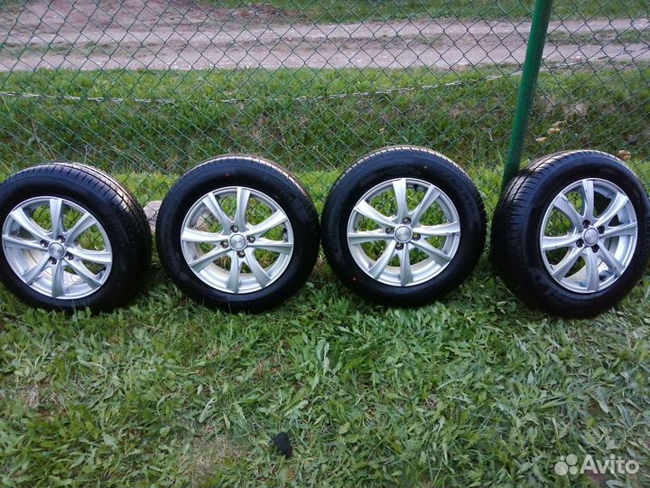 Шины Pirelli на литых дисках 185 65 р15