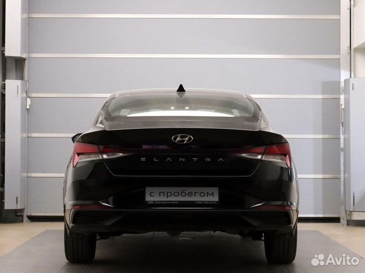 Hyundai Elantra 1.6 AT, 2021, 58 801 км