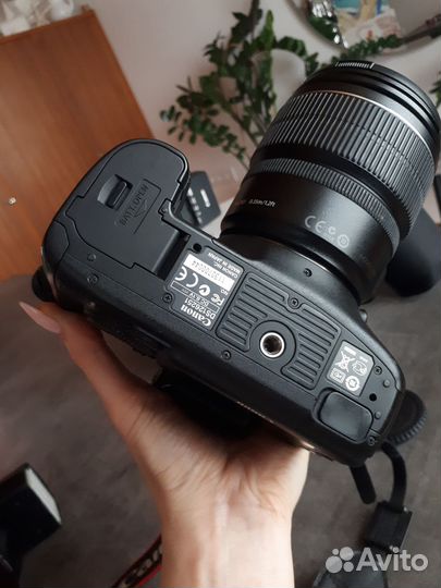 Зеркальный фотоаппарат Canon 7D, EF-S 15-85mm Kit