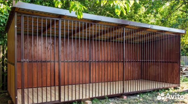 Большой вольер