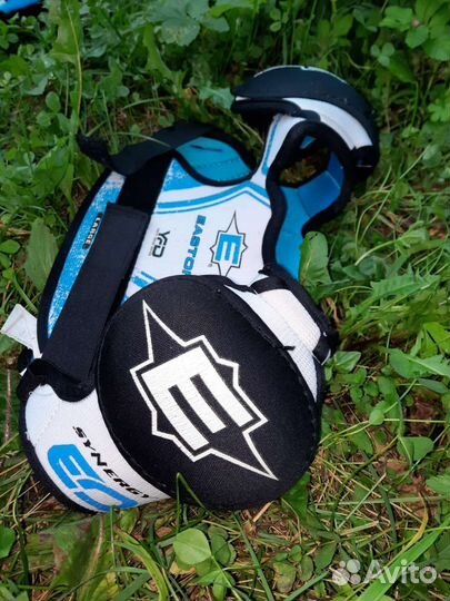 Нагрудник easton