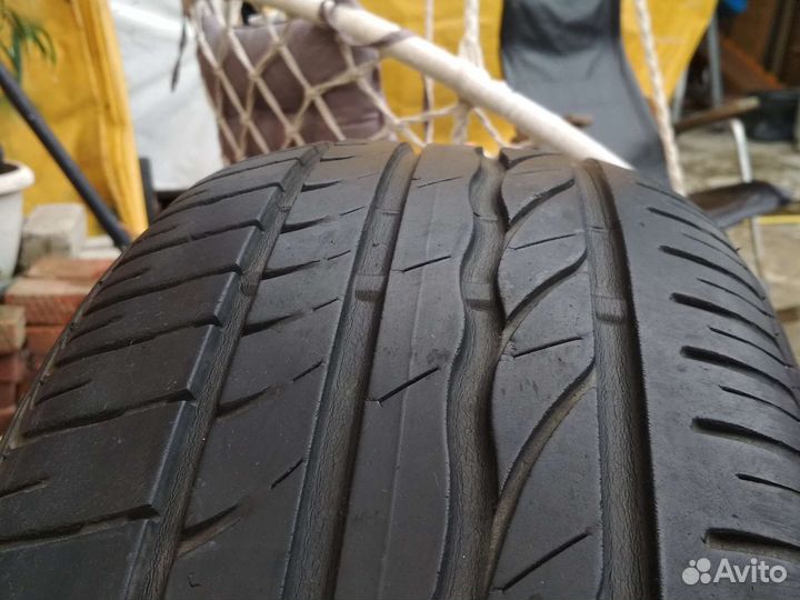 Bridgestone Turanza ER300 8/45 R17 94W