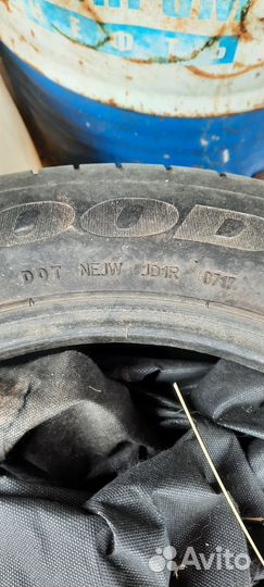 Goodyear EfficientGrip 245/50 R18