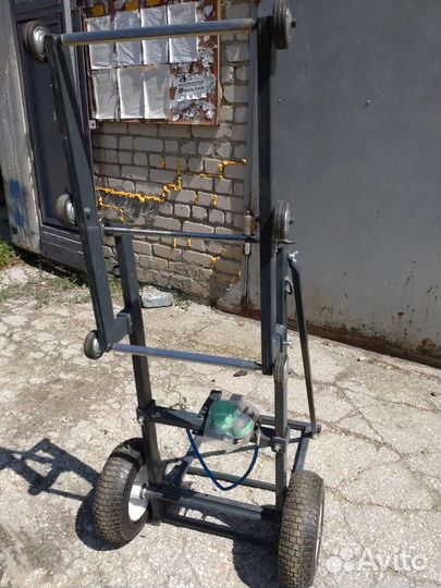 Тележка для лодочного мотора