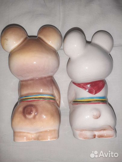 Фарфоровые олимпийские мишки с галстуком