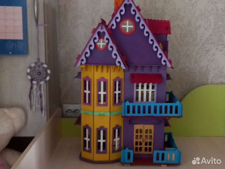 Домик кукольный