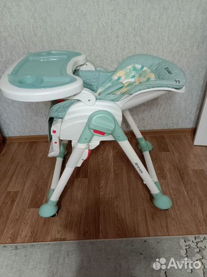Стульчик для кормления olsson