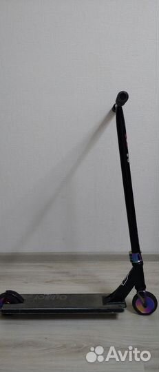 Трюковой самокат tech team Old Boy