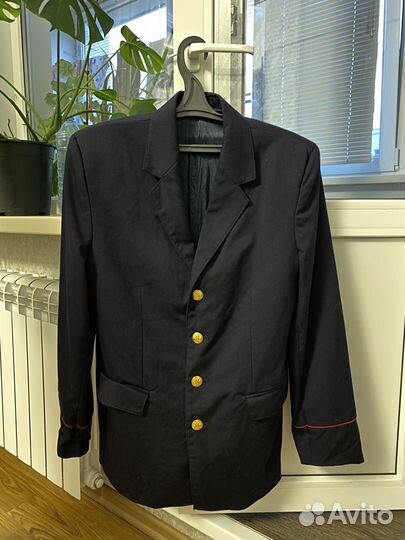 Продается китель