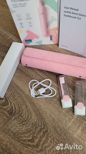 Электрическая зубная щетка Usmile Y1S