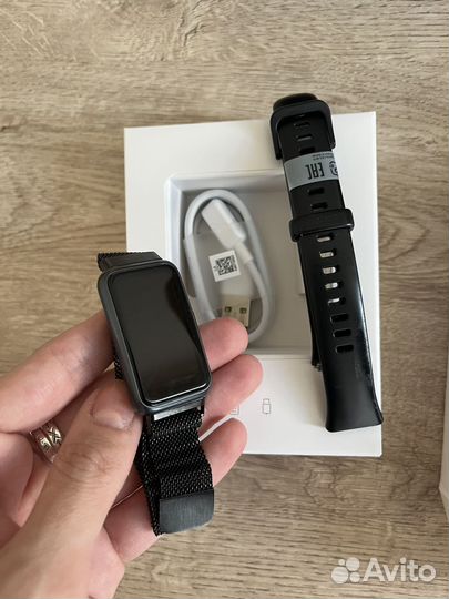 Фитнес браслет huawei band 7