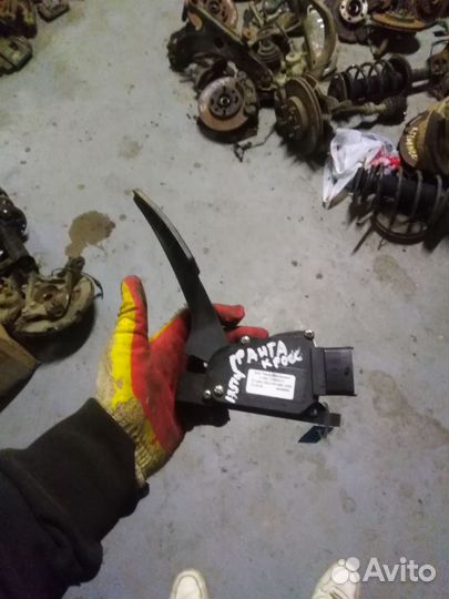 Педаль газа LADA Granta cross