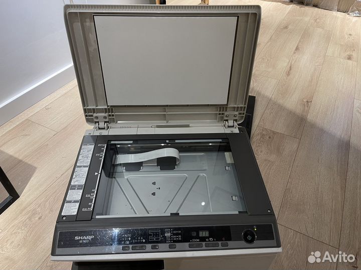Копировальный аппарат Sharp