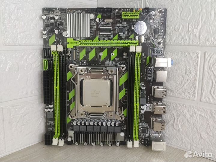 Материнская плата