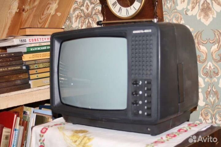Телевизор 