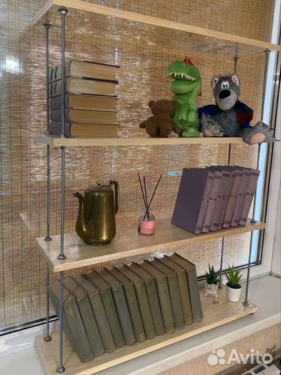 Полка для цветов на подоконник, стеллаж