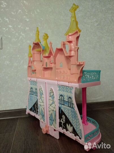 Домик кукольный