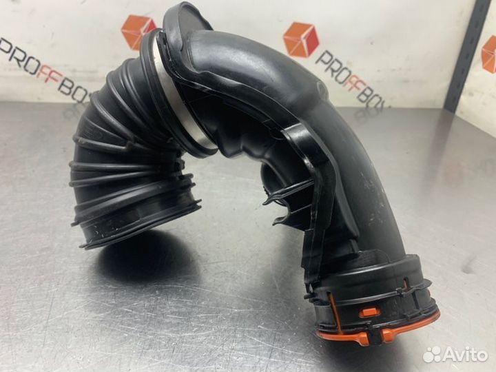 Патрубок воздушного фильтра Mercedes Glc X253