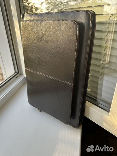 Папка для документов на молнии