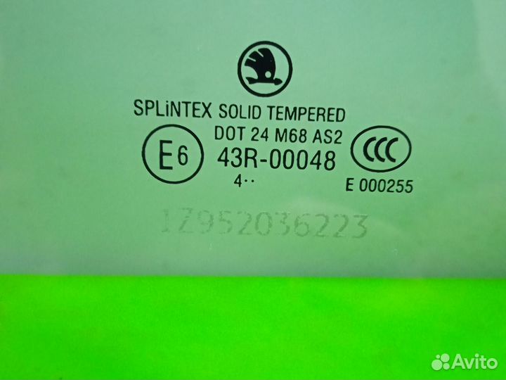Стекло двери задней правой Skoda Octavia A5 ориг