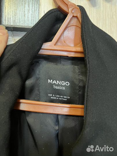 Пальто весеннее Mango