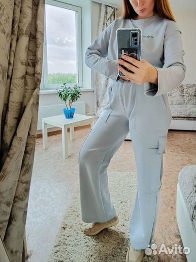 Трикотажный спортивный костюм. Новый