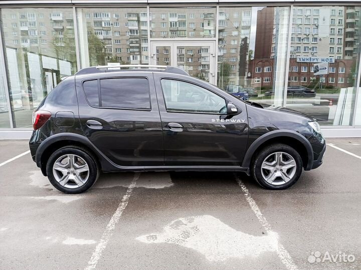Renault Sandero Stepway 1.6 МТ, 2019, 109 000 км
