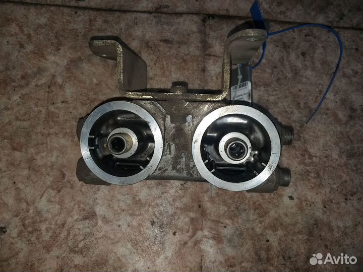 Корпус масляного фильтра DCI11 5010505487 Renault