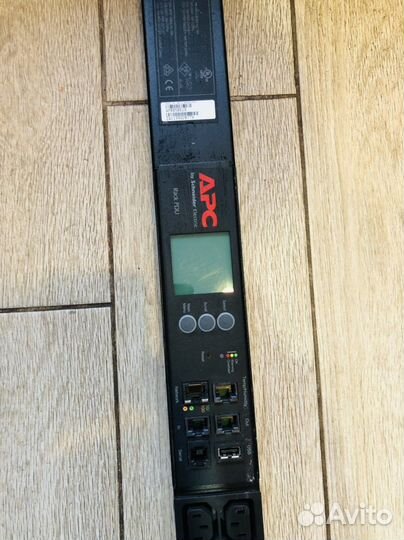 Бесперебойник APC ap8858EU3