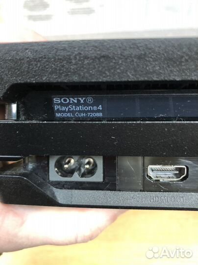 Sony playstation PS4 pro 1 tb