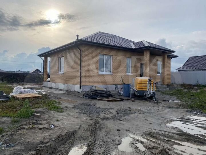 Дом 100 м² на участке 8 сот.