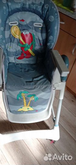 Детский стульчик для кормления