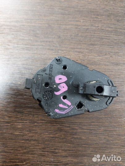 Сервопривод заслонок печки Bmw 525I E60 N52B25AF