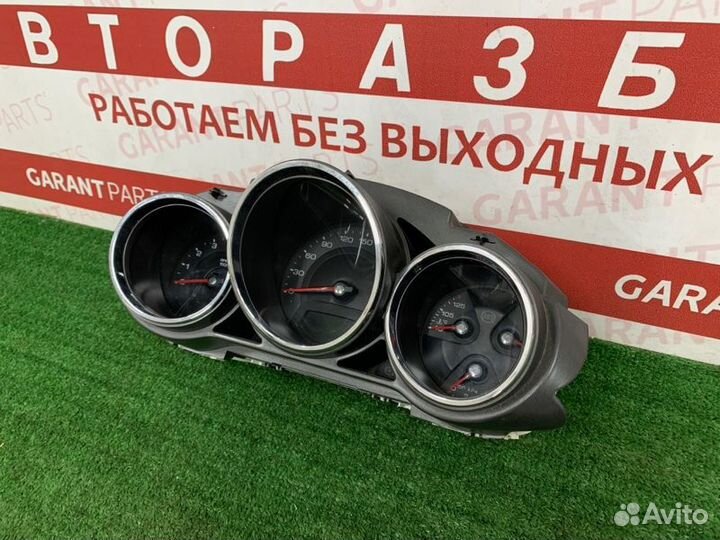 Панель приборов Cadillac Cts 2