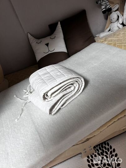 Бортики в кроватку