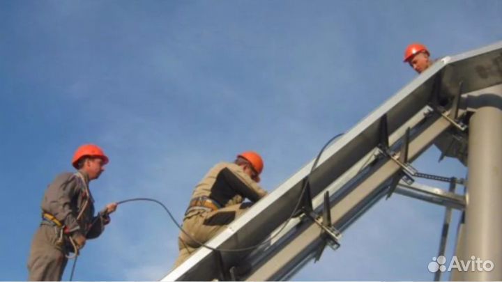 Бригада профессиональных электромонтажников