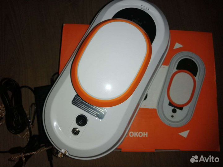 Робот - мойщик окон dBot новый W100