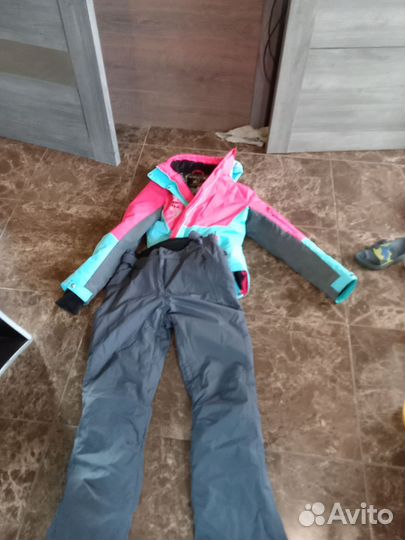 Костюм горнолыжный хорошее состояние