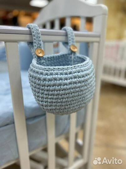 Корзинка на кровать
