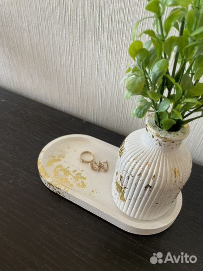 Ваза и поднос из гипса, ручная работа