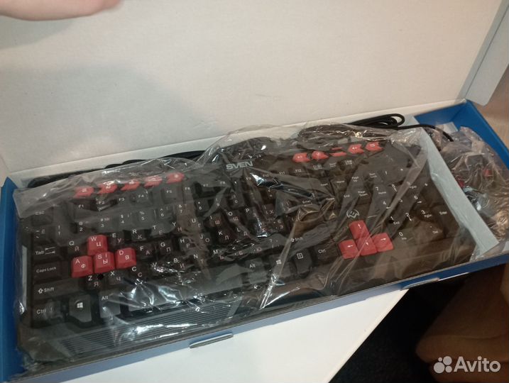 Набор клавиатура, мышь и ковёр. Sven gs-9200