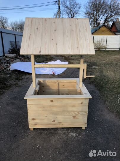 Колодец декоративный