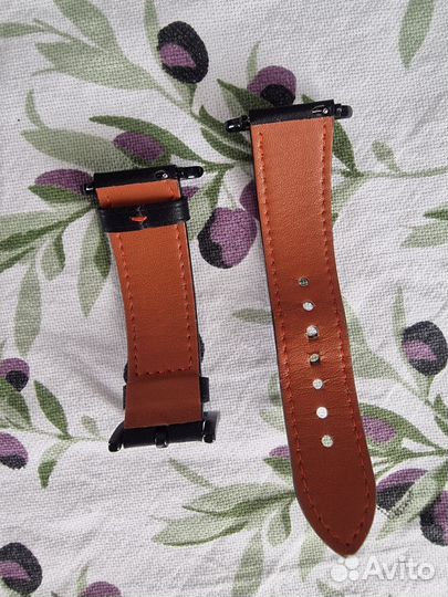 Чехол на iPhone 11 бу ремешок на часы кожа