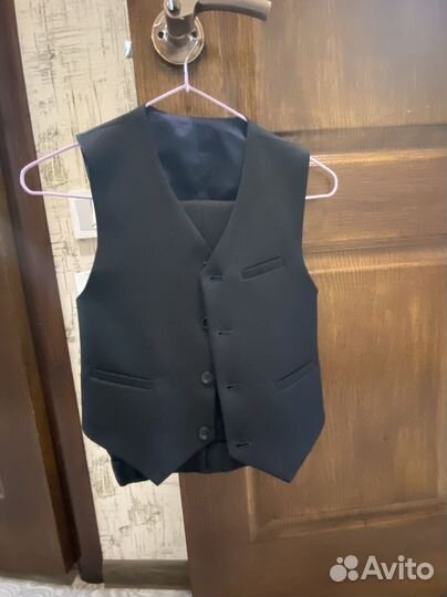 Жилетка и брюки для мальчика 134