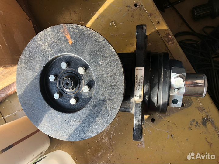 Запчасти для комбайнов