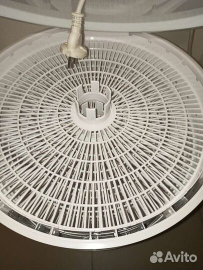 Сушилка для овощей и фруктов Вольтера-1000