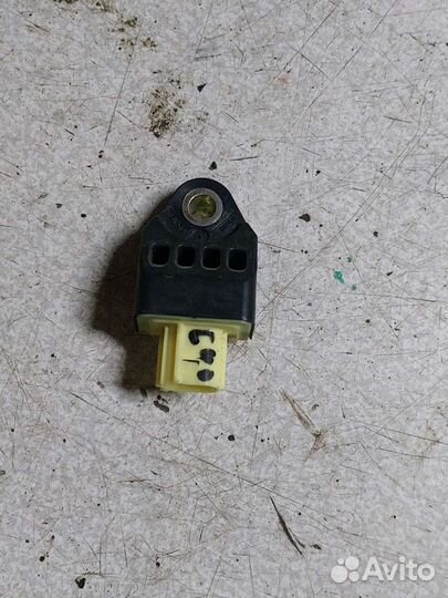 Датчик удара Airbag toyota camry 40
