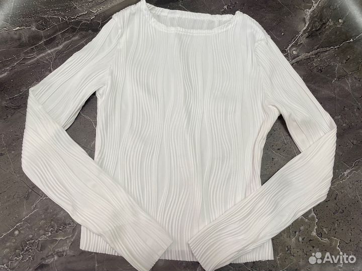 Лонгслив белый