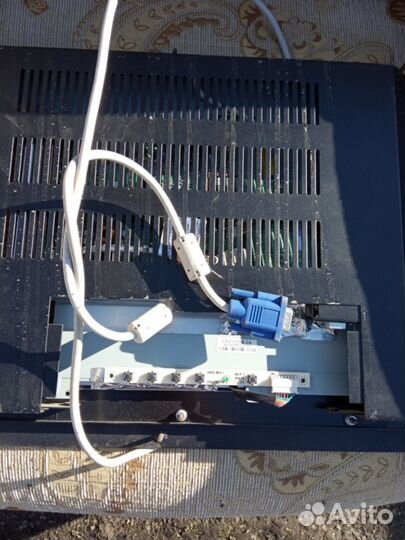 Монитор антивандальный.бронированый сенсорный