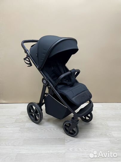 Коляска прогулочная